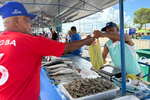 Feira dos Pescados: Prefeitura oferece mais comodidade à população durante compras da Semana Santa