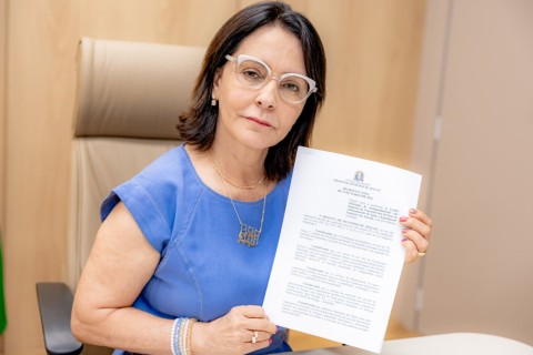 Prefeita Emília Corrêa oficializa comitê para monitorar serviços oferecidos pela Iguá em Aracaju
