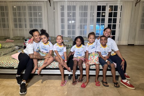 Estação Acolher retorna em novo formato na Vila da Páscoa e amplia cuidado com trabalhadores e crianças